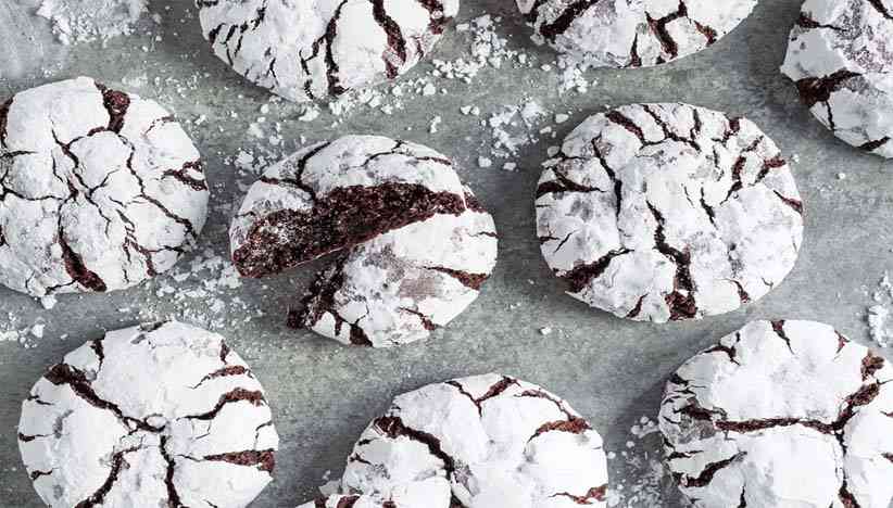 Chocolate Crinkle Cookies